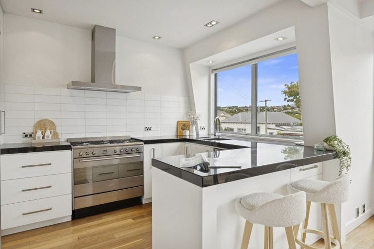 Photo of property in 2 Grater Street, Maori Hill, Dunedin, 9010