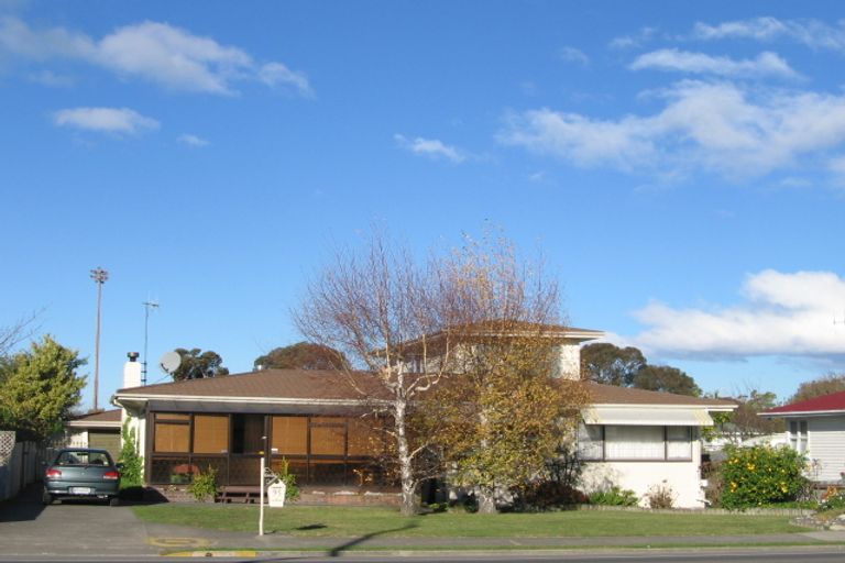 Photo of property in 95 Taradale Road, Onekawa, Napier, 4110