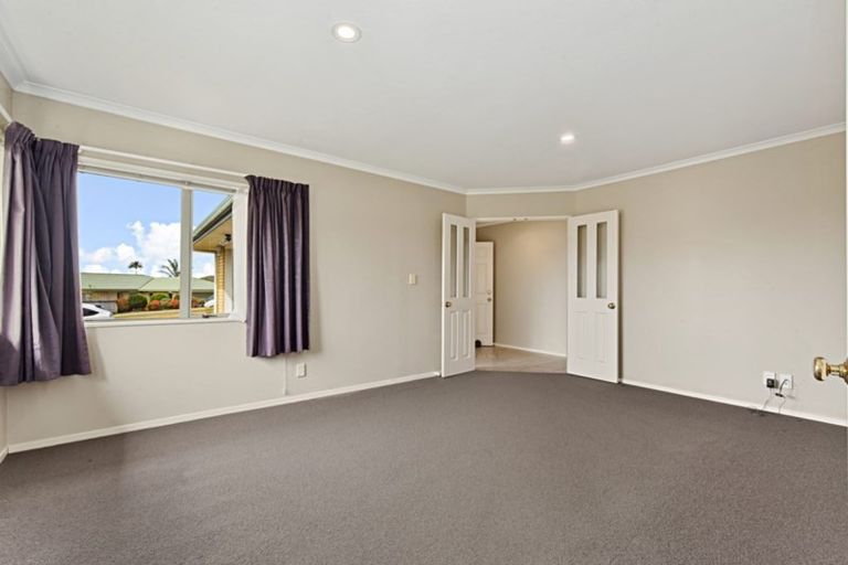 Photo of property in 3 Rathmar Drive, Manurewa, Auckland, 2105