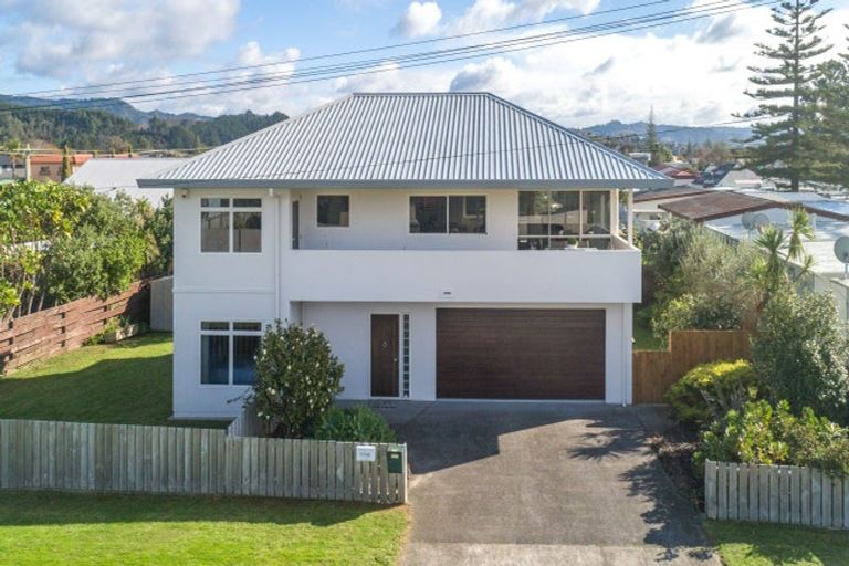 Photo of property in 102 Saint Patricks Row, Whangamata, 3620