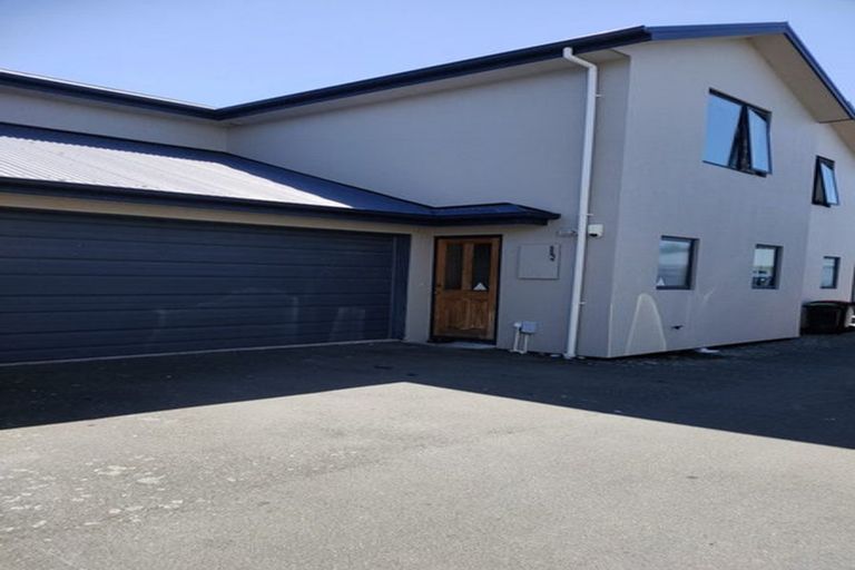 Photo of property in 90c Mathesons Road, Phillipstown, Christchurch, 8011