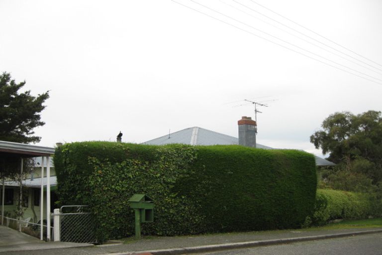 Photo of property in 2 Cossens Street, Balclutha, 9230