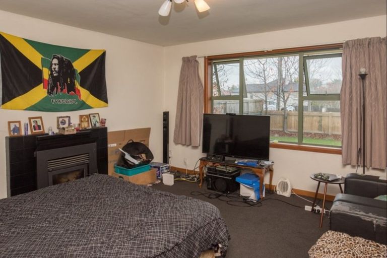 Photo of property in 69 Mcmurdo Street, Tinwald, Ashburton, 7700