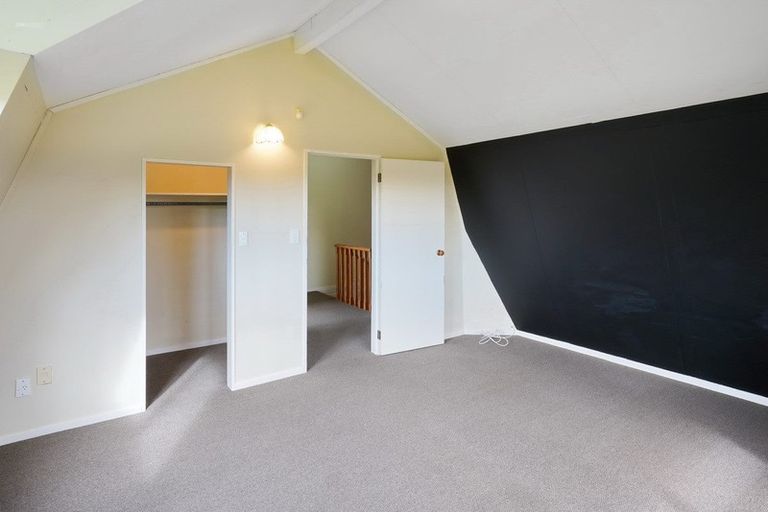 Photo of property in 20 Osborne Road, Amberley, 7410