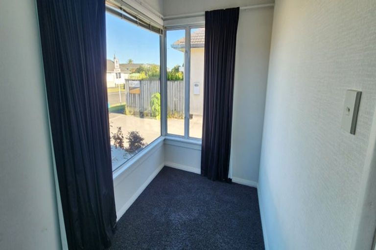 Photo of property in 199 Coronation Avenue, Welbourn, New Plymouth, 4310