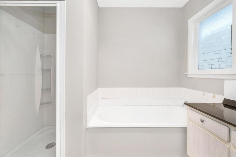 Photo of property in 17 Vardon Crescent, Shirley, Christchurch, 8061