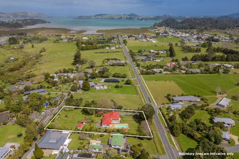 Photo of property in 72 Whangapoua Sh25 Road, Coromandel, 3506