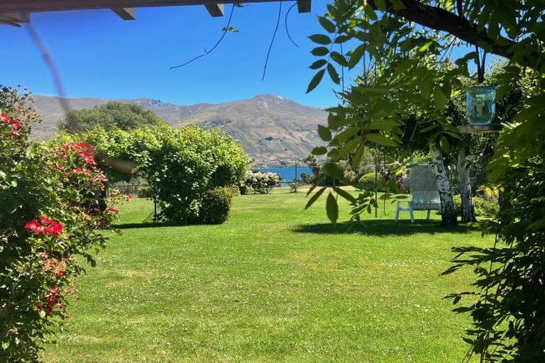 Photo of property in 11 Waimana Place, Wanaka, 9305