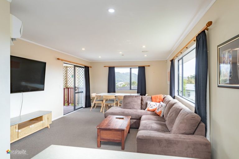 Photo of property in 47a Rose Street, Ranui, Porirua, 5024