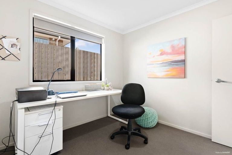 Photo of property in 22 Tokerau Crescent, Pukekohe, 2120