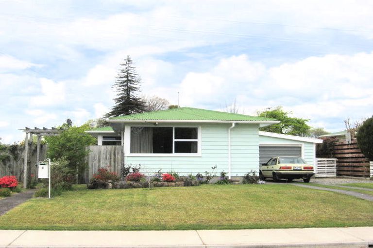 Photo of property in 5 Martin Street, Utuhina, Rotorua, 3015