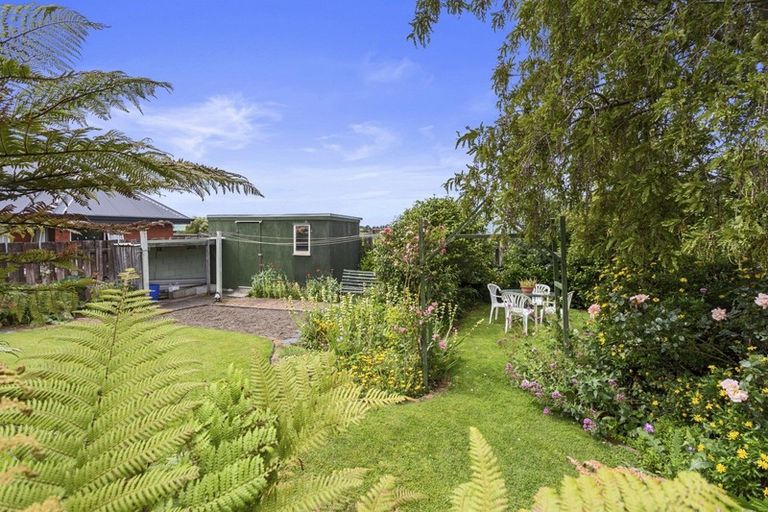 Photo of property in 14 Pound Street, Amberley, 7410