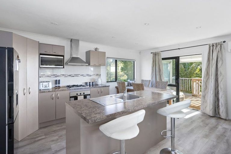 Photo of property in 8a Prospect Terrace, Pukekohe, 2120