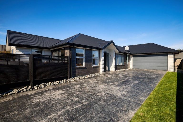 Photo of property in 7 Mcrae Gardens, Kaikoura Flat, Kaikoura, 7371