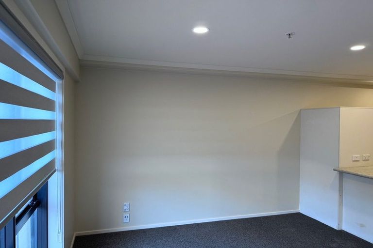 Photo of property in The Rennaissance, 5j/18 Ronwood Avenue, Manukau, Auckland, 2104