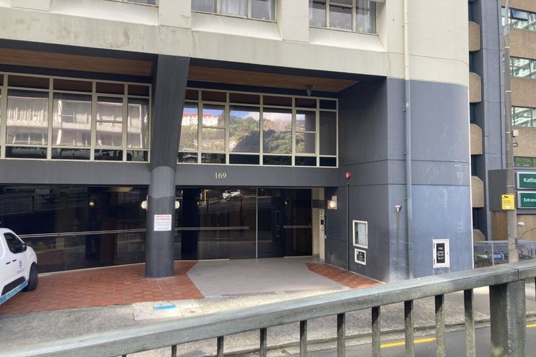 Photo of property in Orange Apartments/victoria Centr, 306/169 The Terrace, Wellington Central, Wellington, 6011