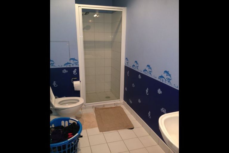 Photo of property in 2f/30 Westward Ho, Glen Eden, Auckland, 0602