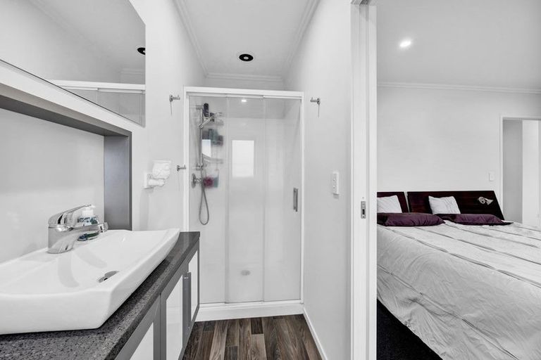 Photo of property in 25c Mason Road, Hawera, 4674