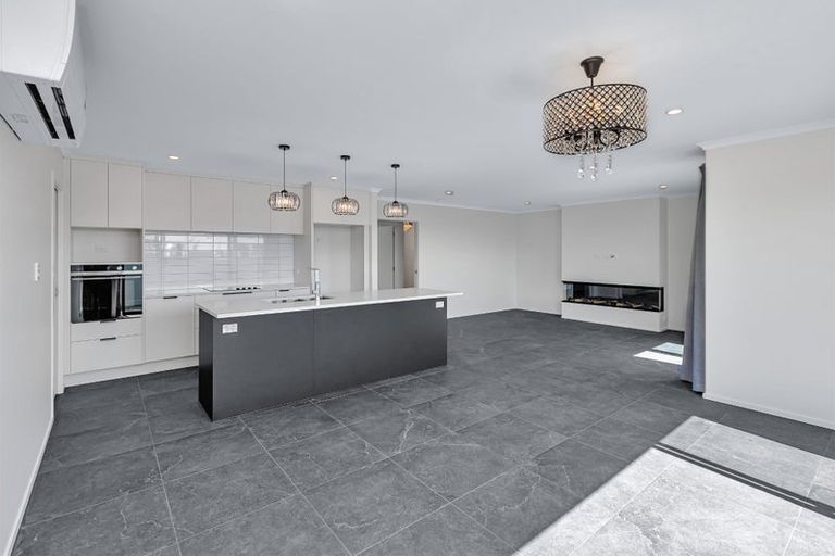 Photo of property in 10 Hauhou Lane, One Tree Point, Ruakaka, 0118