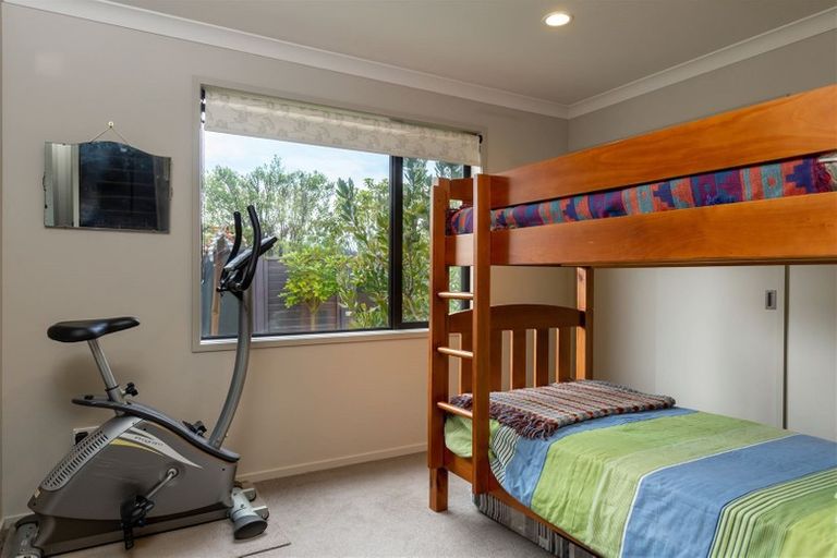 Photo of property in 18 Russell Street, Picton, 7220