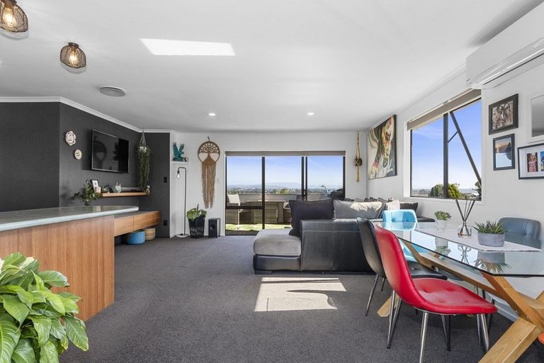 Photo of property in 14 Flinders Place, Welcome Bay, Tauranga, 3112