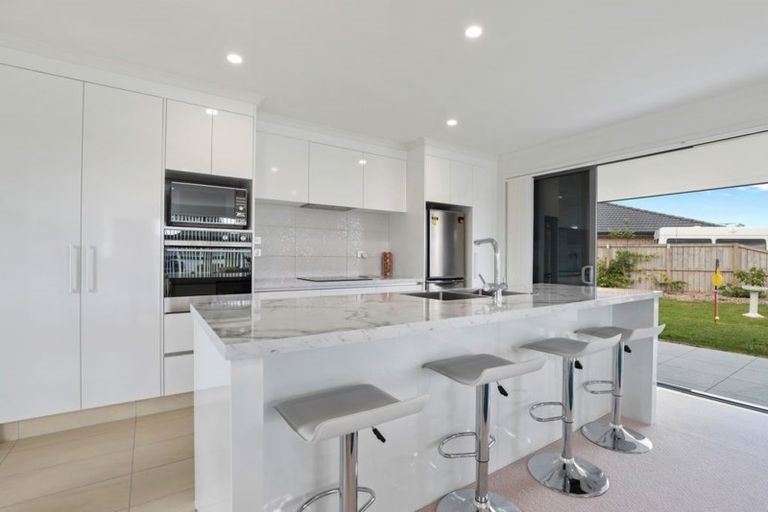 Photo of property in 16 Awanui Avenue, Te Kauwhata, 3710