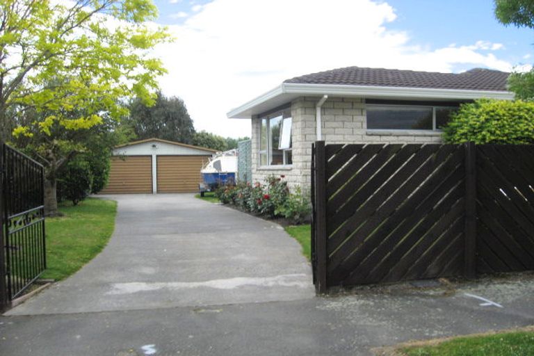 Photo of property in 42 Kildare Street, Northwood, Christchurch, 8051