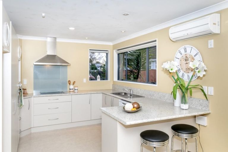 Photo of property in 1042a Heaphy Terrace, Fairfield, Hamilton, 3214