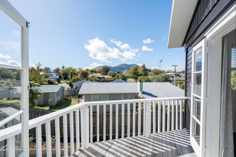 Photo of property in 6 Liston Avenue, Hilltop, Taupo, 3330