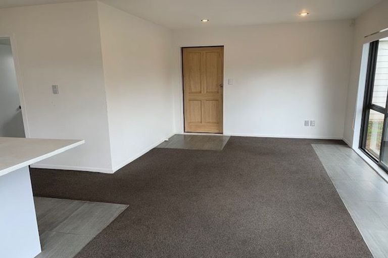 Photo of property in 8a Janese Place, Weymouth, Auckland, 2103