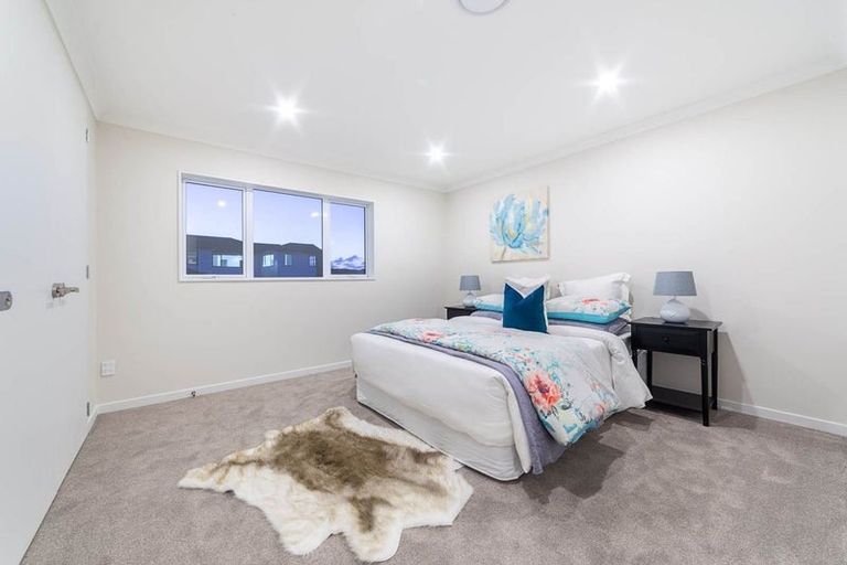 Photo of property in 13 Biokovo Street, Massey, Auckland, 0614