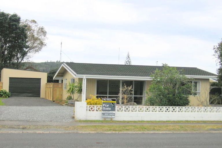 Photo of property in 206 Chartwell Avenue, Whangamata, 3620