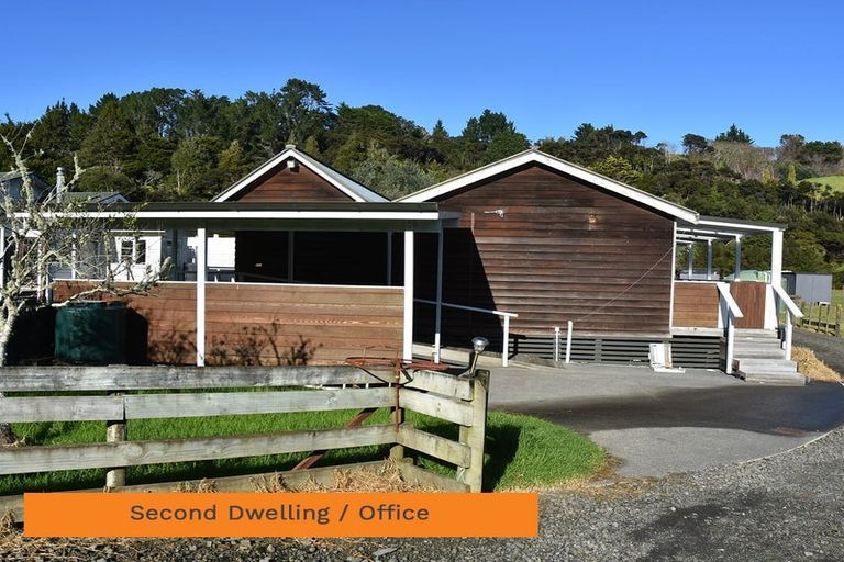 Photo of property in 1890 Kaipara Coast Highway, Kaukapakapa, 0984