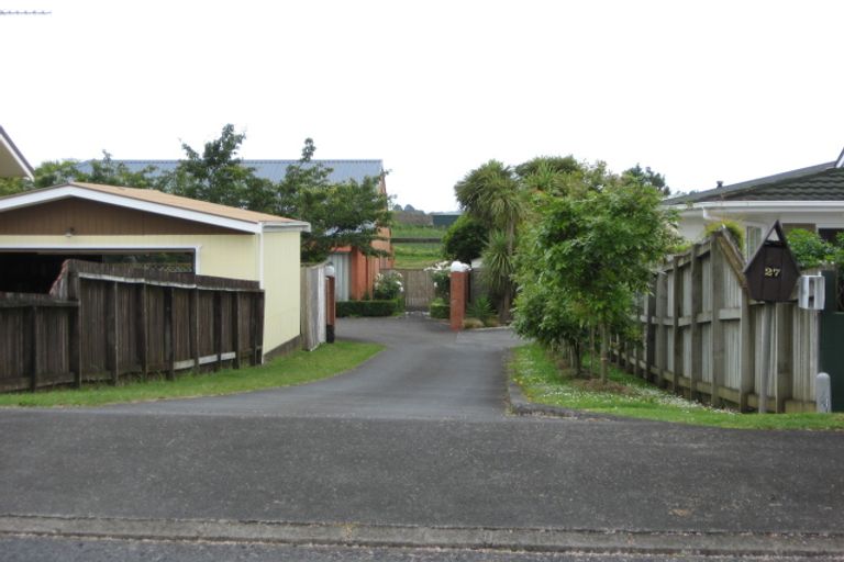 Photo of property in 29 Green Lane, Pukekohe, 2120