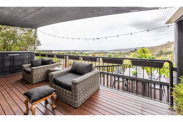 Photo of property in 6 Kentallen Terrace, Hillsborough, Christchurch, 8022