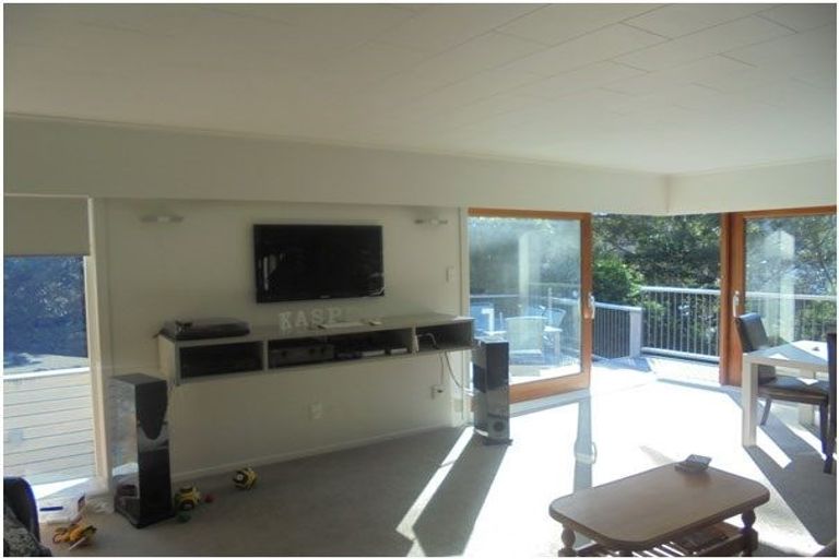 Photo of property in 57 Waitohu Road, York Bay, Lower Hutt, 5013