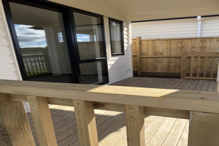 Photo of property in 25a Tributary Parade, Karaka, Papakura, 2113