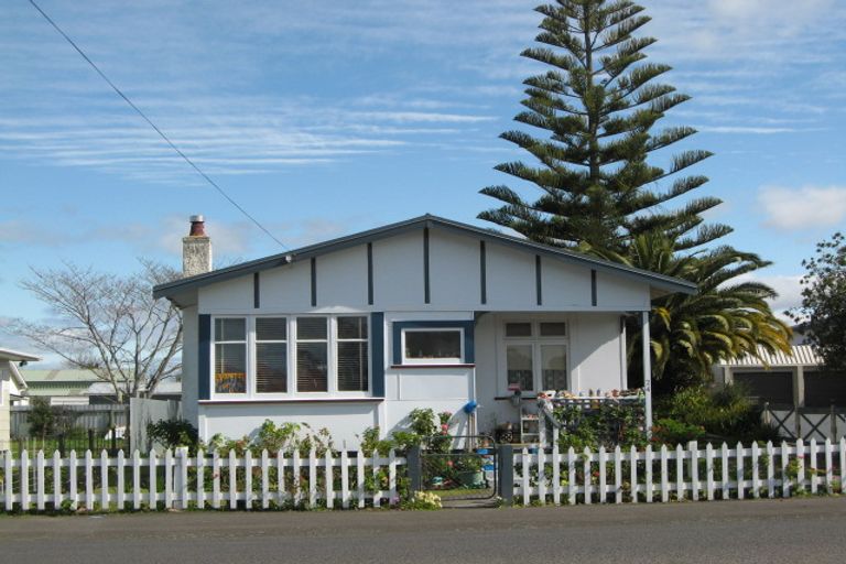 Photo of property in 24 Locke Street, Wairoa, 4108