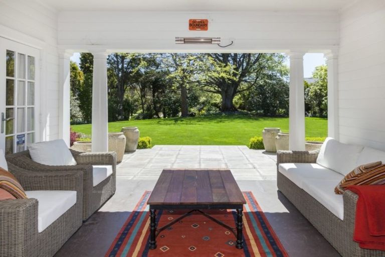 Photo of property in 27 Glandovey Road, Fendalton, Christchurch, 8052