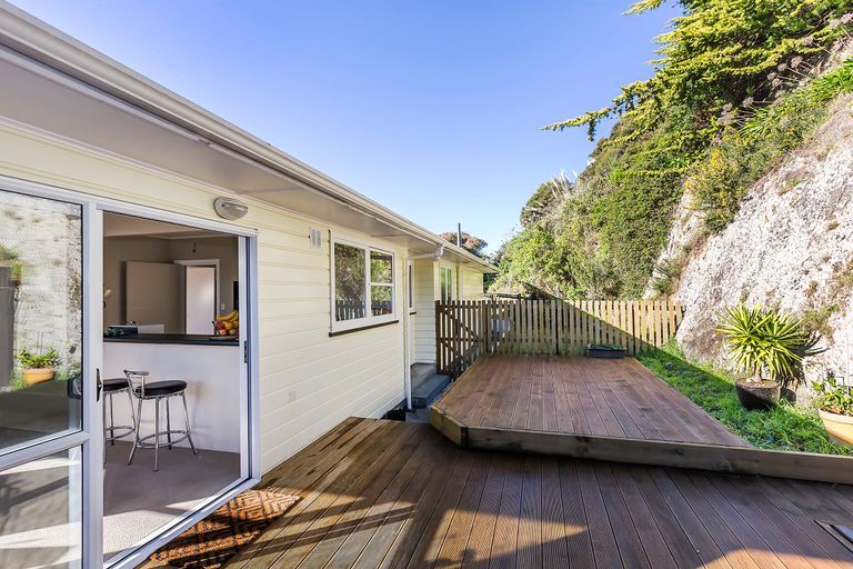Photo of property in 28 Spinnaker Drive, Whitby, Porirua, 5024