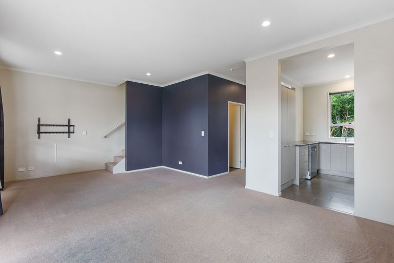 Photo of property in 17a Oakland Avenue, Papatoetoe, Auckland, 2025