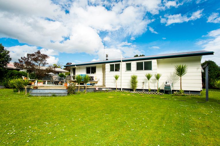 Photo of property in 100 Valley Road, Mangapapa, Gisborne, 4010