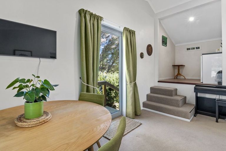 Photo of property in 98 Totara View Road, Wakefield, 7095