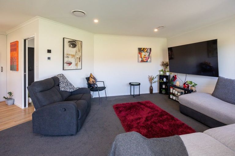 Photo of property in 172 Kingsdale Park Drive, Aokautere, Palmerston North, 4471