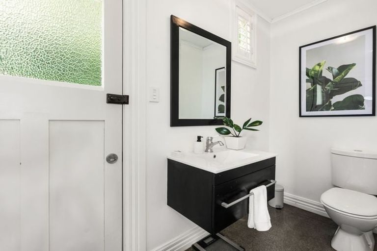 Photo of property in 8 Battery Road, Ahuriri, Napier, 4110