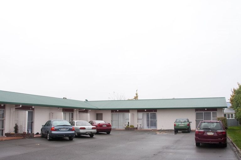 Photo of property in 120 Maddison Street, Akina, Hastings, 4122