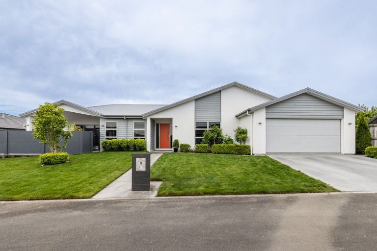 Photo of property in 11 Percy Berry Place, Havelock North, 4130