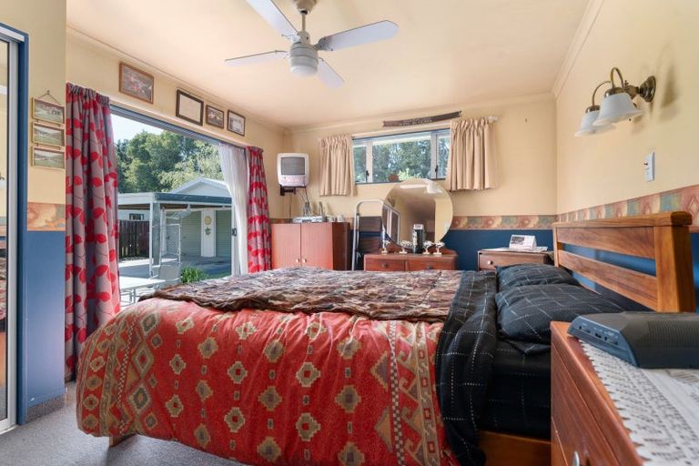 Photo of property in 13 Deller Drive, Carterton, 5713