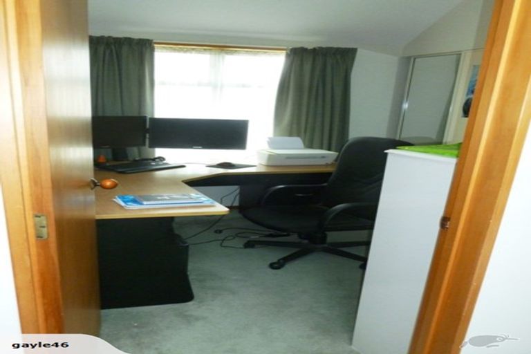 Photo of property in 15 Brockworth Place, Riccarton, Christchurch, 8011