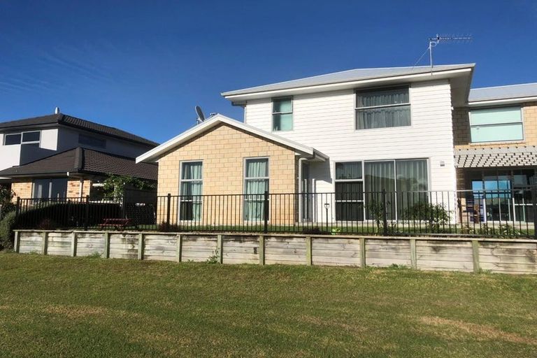 Photo of property in 29 Key West Drive, One Tree Point, 0118